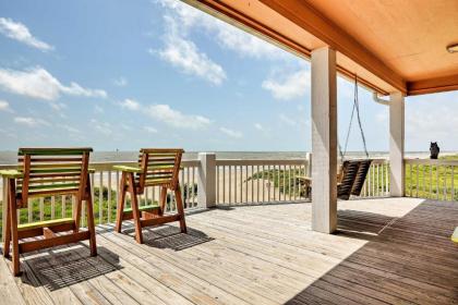 Beachfront Crystal Beach Home with Deck and Patio - image 8