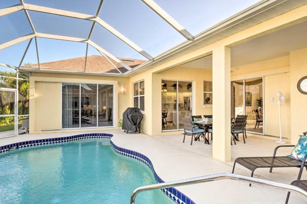 Port Charlotte Home on Canal with Lanai and Pool! - image 5