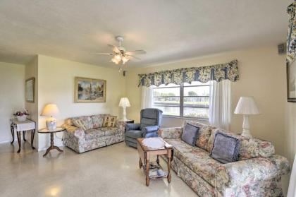 Waterfront Port Charlotte Cottage with Dock Bch 2 Mi - image 5