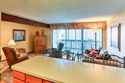 Lakeside Port Clinton Condo with Pool Access and View Ohio