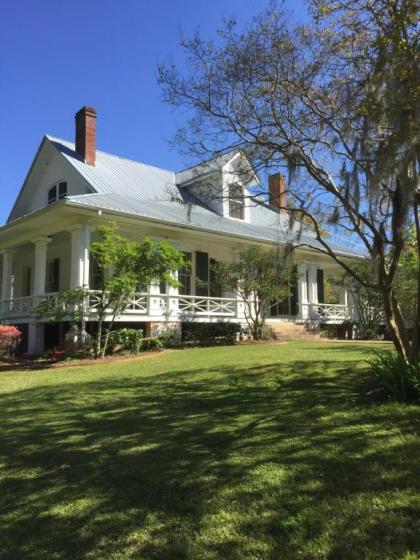 Canemount Plantation Inn