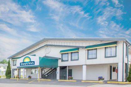 Days Inn by Wyndham Port Huron