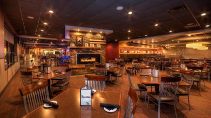 DoubleTree by Hilton Port Huron - image 12