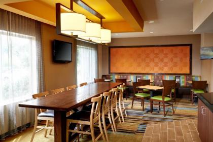 Fairfield Inn by Marriott Port Huron - image 10