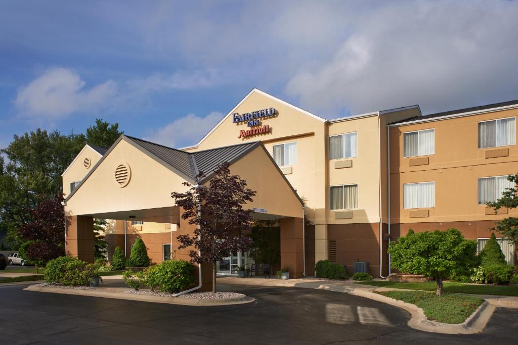 Fairfield Inn by Marriott Port Huron - image 2