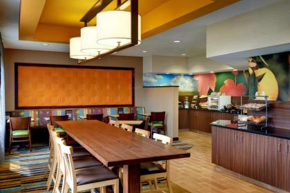 Fairfield Inn by Marriott Port Huron - image 9