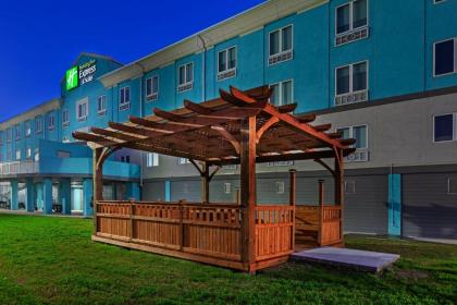 Holiday Inn Express Port Lavaca an IHG Hotel - image 13