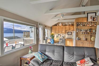 Idyllic Waterfront Cottage with Beach and Sunset Views! - image 14