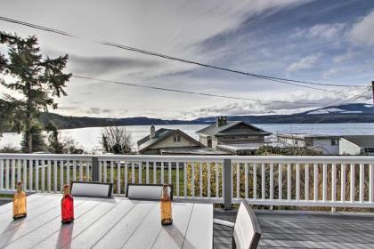 Idyllic Waterfront Cottage with Beach and Sunset Views! - image 9