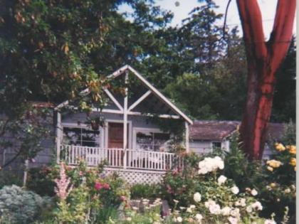 Bay Cottage - image 2