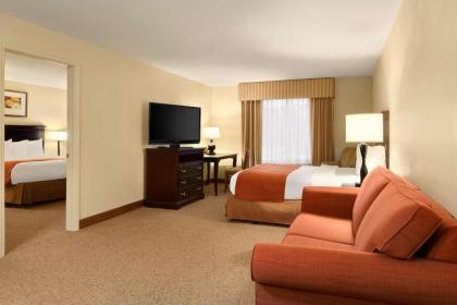 Country Inn & Suites by Radisson Savannah I-95 North - image 6