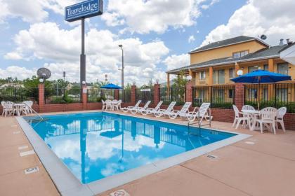 Travelodge by Wyndham Port Wentworth Savannah Area - image 9