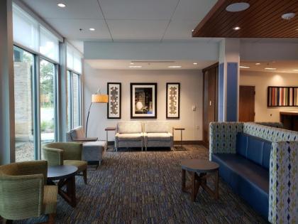 Holiday Inn Express & Suites - Savannah N - Port Wentworth an IHG Hotel - image 2