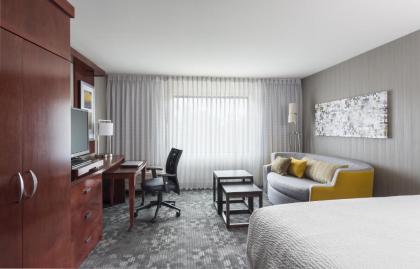 Courtyard by Marriott Kalamazoo Portage - image 9