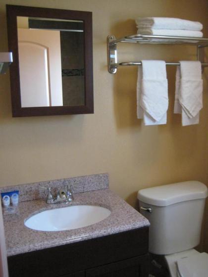 Americas Best Value Inn - Porterville - image 10