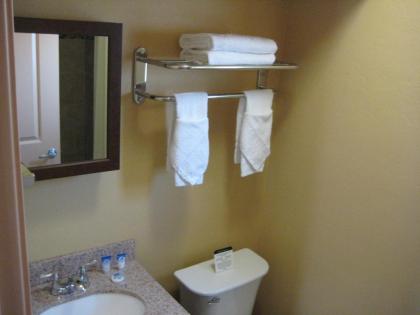 Americas Best Value Inn - Porterville - image 15