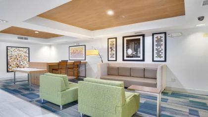 Holiday Inn Express Hotel & Suites Portland an IHG Hotel - image 14