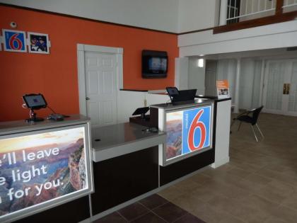 Motel 6-Portland TX - image 13