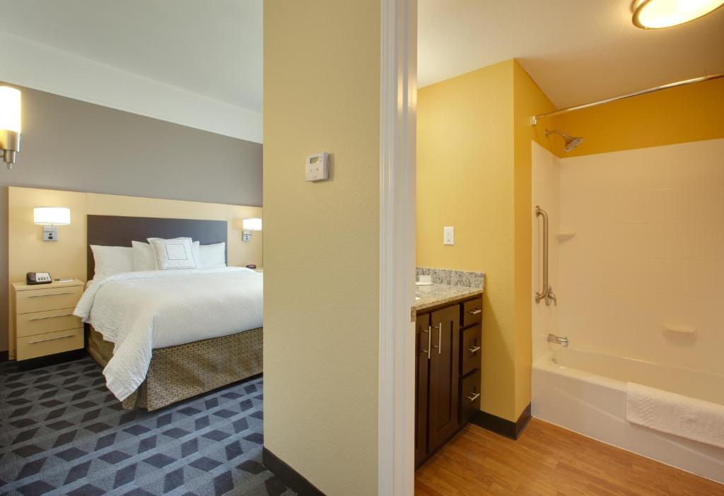 TownePlace Suites by Marriott Corpus Christi Portland - image 2