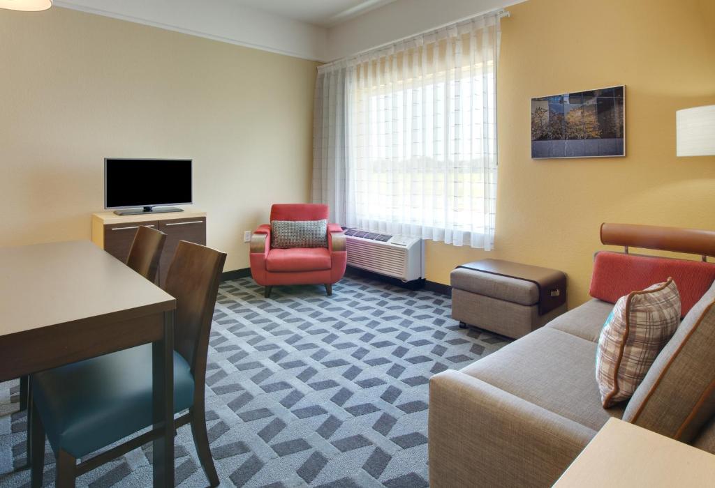 TownePlace Suites by Marriott Corpus Christi Portland - image 4