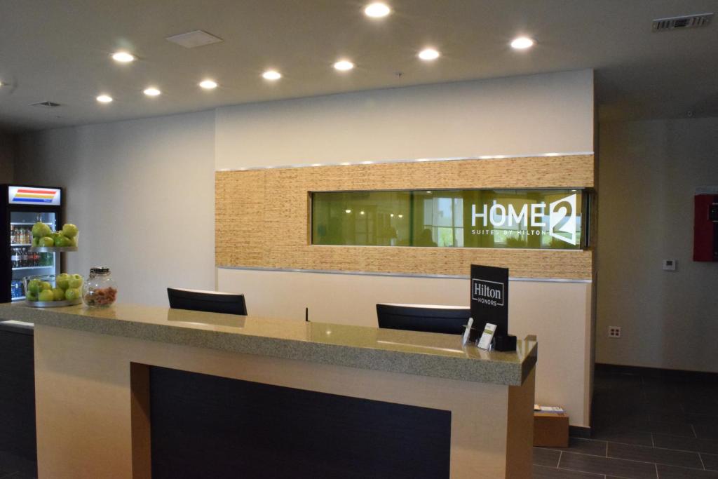 Home2 Suites by Hilton Portland - image 4