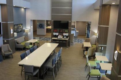 Hampton Inn & Suites By Hilton-Corpus Christi PortlandTx - image 4