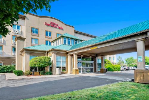 Hilton Garden Inn Portland Airport - main image