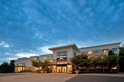 Residence Inn by Marriott Portland Airport at Cascade Station - image 3