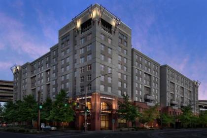 Residence Inn Portland Downtown/RiverPlace - image 1