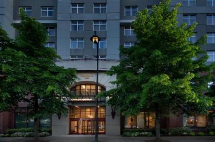 Residence Inn Portland Downtown/RiverPlace - image 2