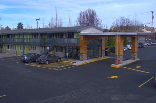 Banfield Motel - image 3