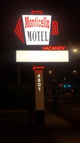 Monticello Motel - image 2