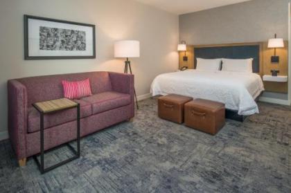 Hampton Inn And Suites By Hilton Portland-Pearl District - image 5