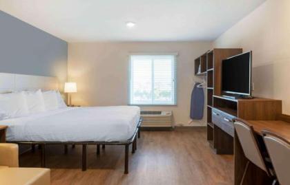 WoodSpring Suites Portland North Gresham - image 17