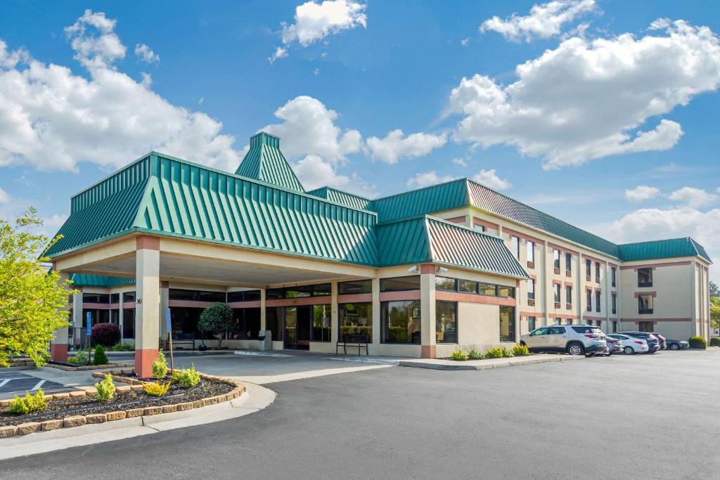 Quality Inn & Suites Olde Town - main image