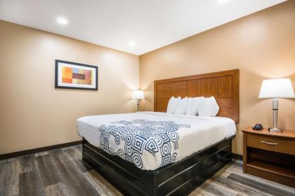 SureStay Plus Hotel by Best Western Poteau - image 15