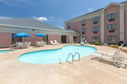 Prime Inn & Suites Poteau - image 12