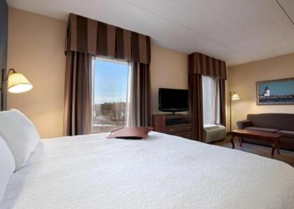 Hampton Inn Potsdam - image 8