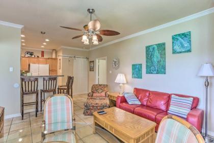 Relaxing Condo with Patio Walk to Lake Texoma! - image 5