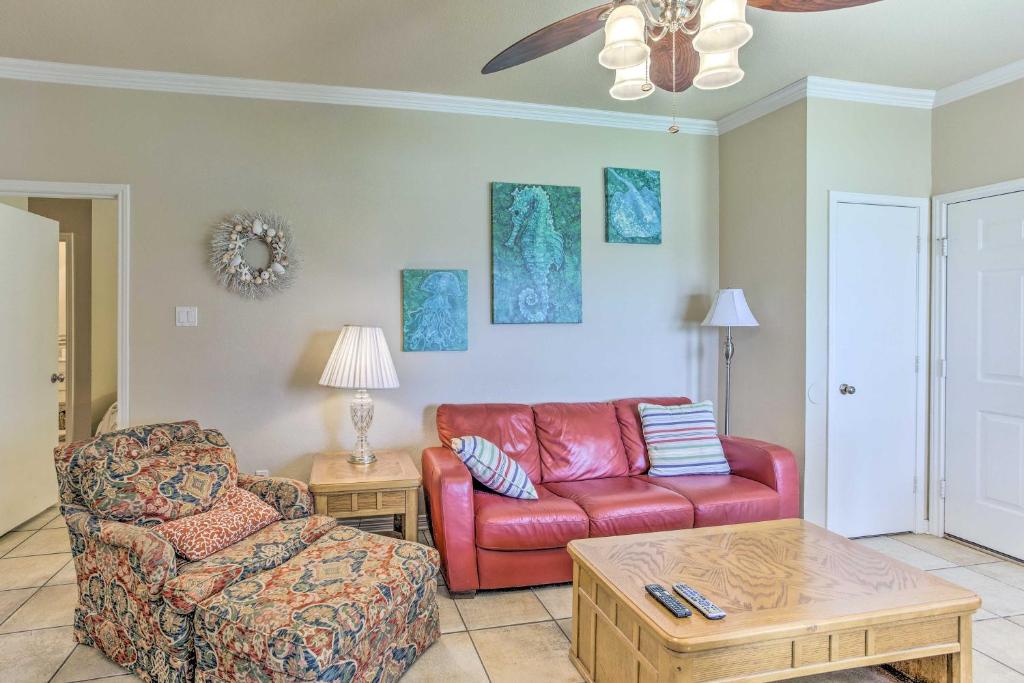 Relaxing Condo with Patio Walk to Lake Texoma! - image 7