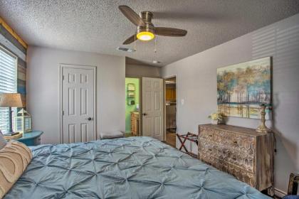 Cozy Pottsboro Home Less Than 1 Mile to Lake Texoma! - image 9