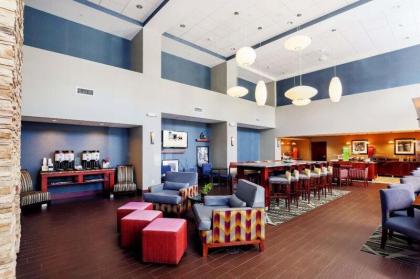 Hampton Inn & Suites Poughkeepsie - image 7