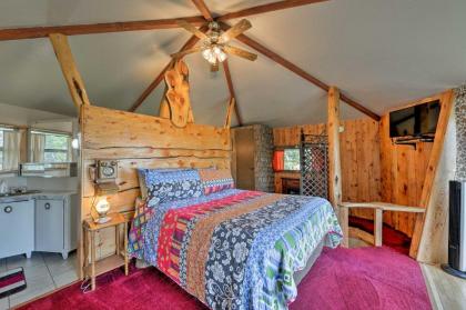 Snowflake Cabin - Mins to Cody and Red Lodge! - image 3