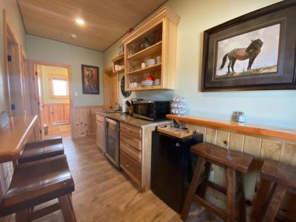 Gold Bar Ranch Bungalow - image 14