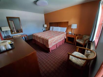 Economy Inn - image 10