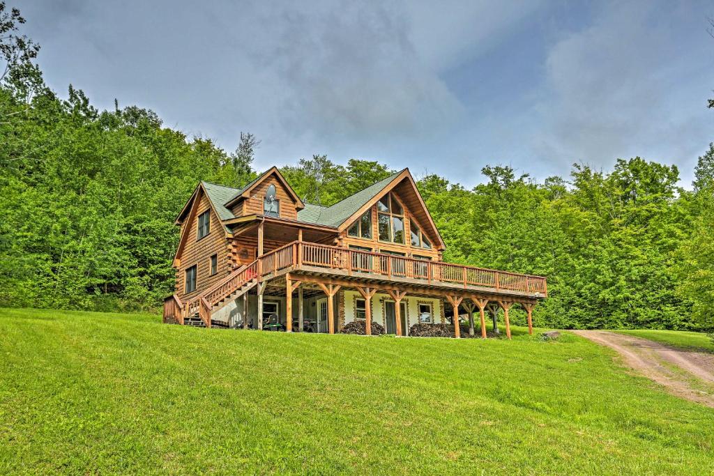 Catskills Home with Deck and Game Room 14 Mi to Ski! - image 6