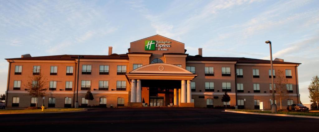 Holiday Inn Express Hotel & Suites Prattville South an IHG Hotel - image 5