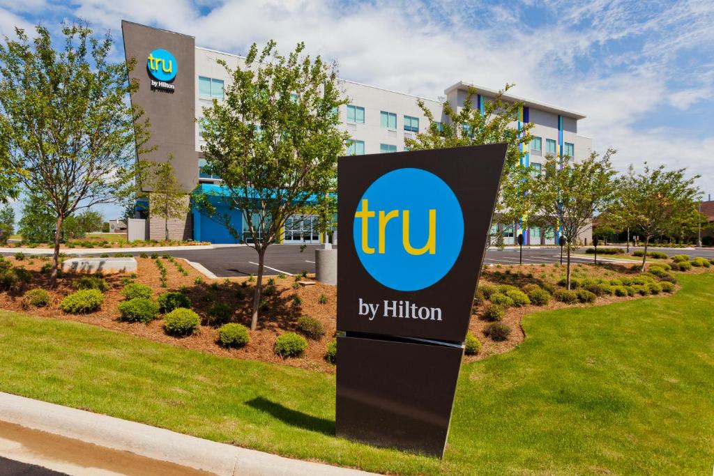 Tru By Hilton Prattville - image 5