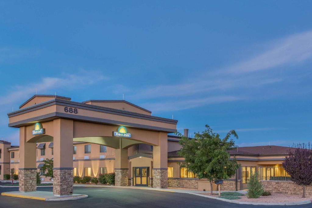 Days Inn by Wyndham Chino Valley - main image