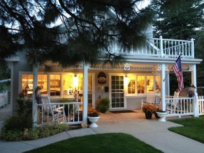 Prescott Pines Inn Bed and Breakfast - image 5